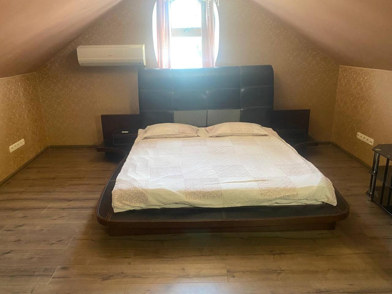 Valencia Hotel Одесса Экстерьер фото